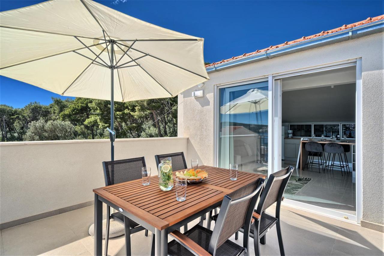 Domenico - 50 M From The Sea Apartment Donji Seget Exterior photo