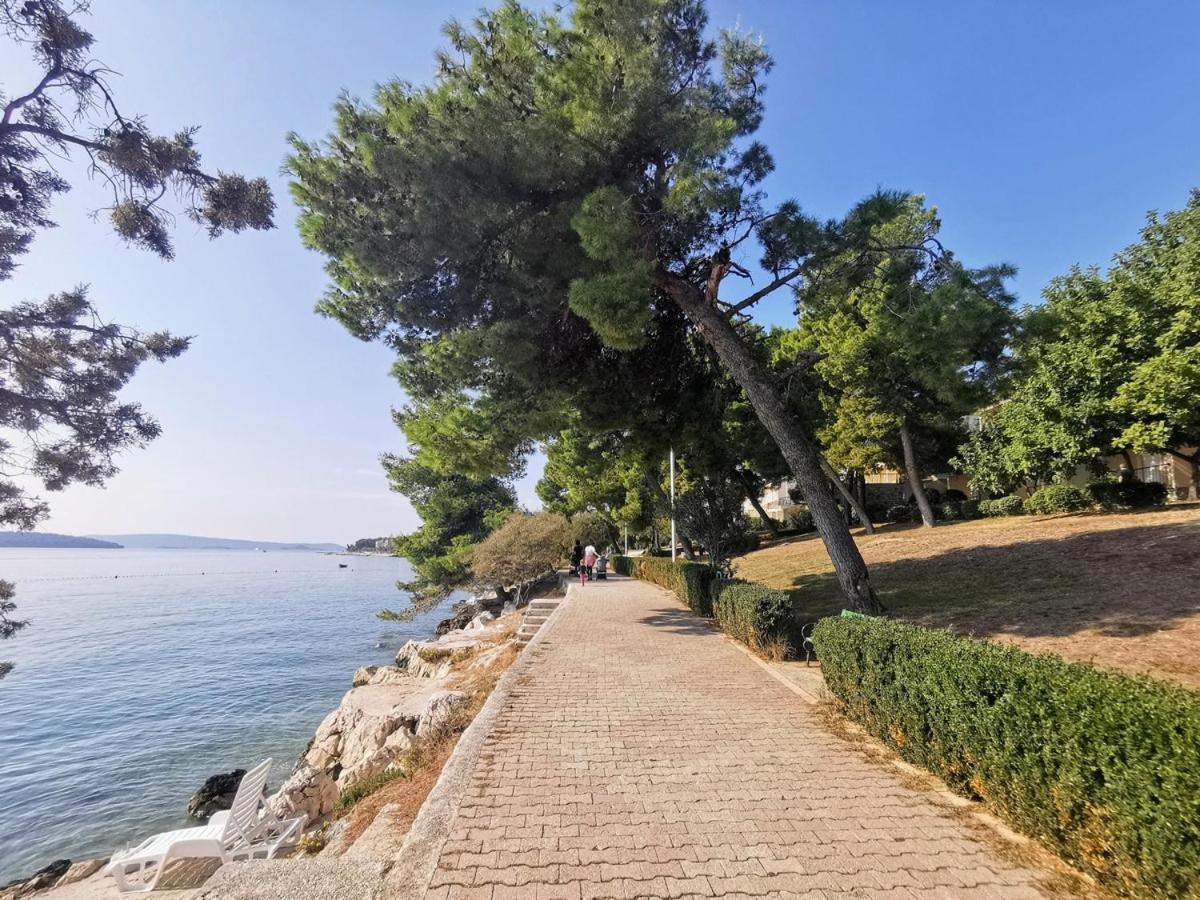 Domenico - 50 M From The Sea Apartment Donji Seget Exterior photo